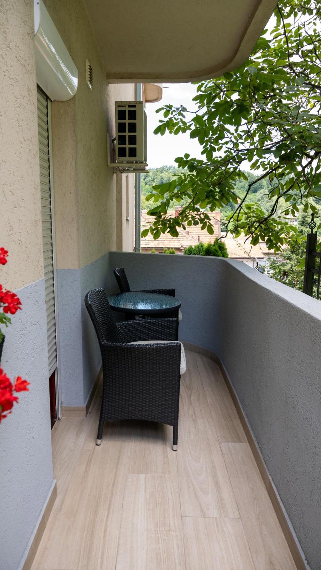 Apartments Biser Vrnjacka Banja Exterior photo
