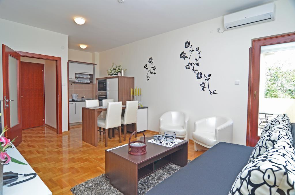 Apartments Biser Vrnjacka Banja Room photo